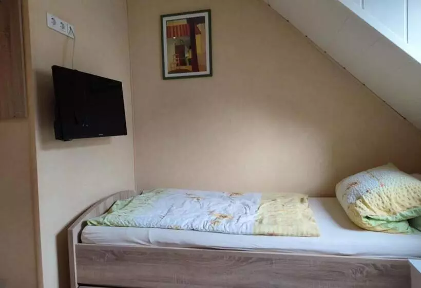 Majatalo Gästehaus Im Alten Fährhaus