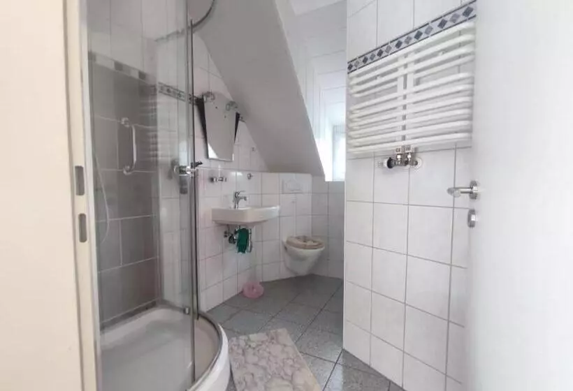 Majatalo Gästehaus Im Alten Fährhaus