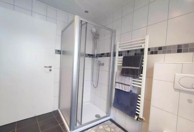 Majatalo Gästehaus Im Alten Fährhaus