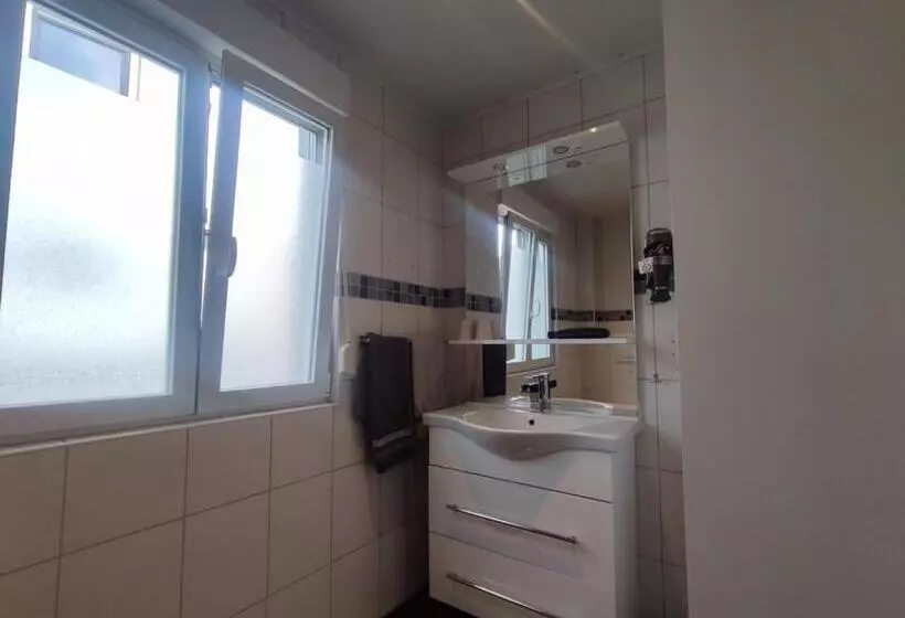 Majatalo Gästehaus Im Alten Fährhaus