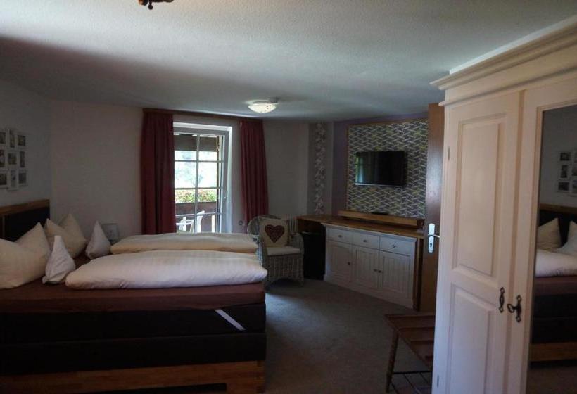 پانسیون Garni Liberia