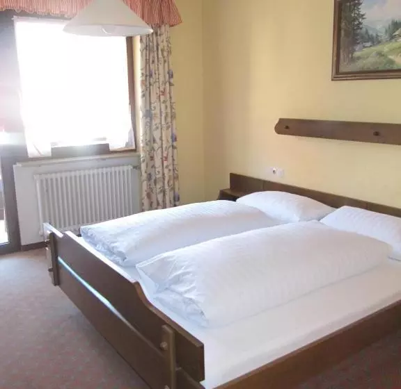 Majatalo Gasthaus Krone Post