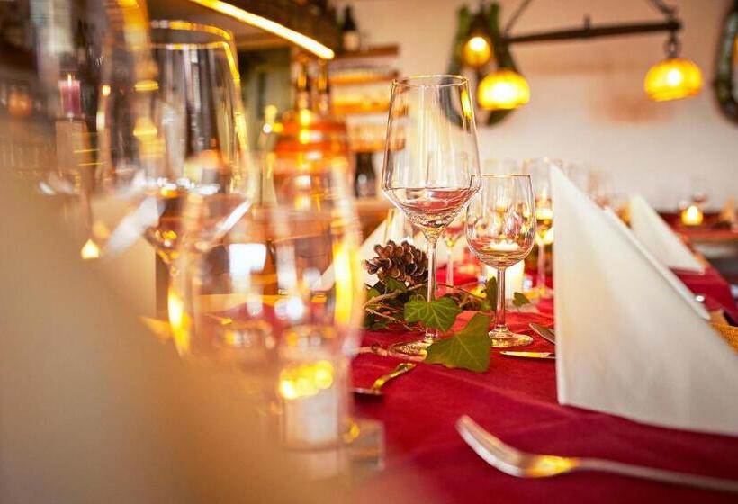 بنسيون Gasthof Zur Post