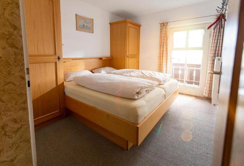 Pensão Kurbad Und Landhaus Siass