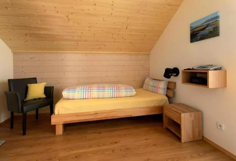 Majatalo Kurbad Und Landhaus Siass