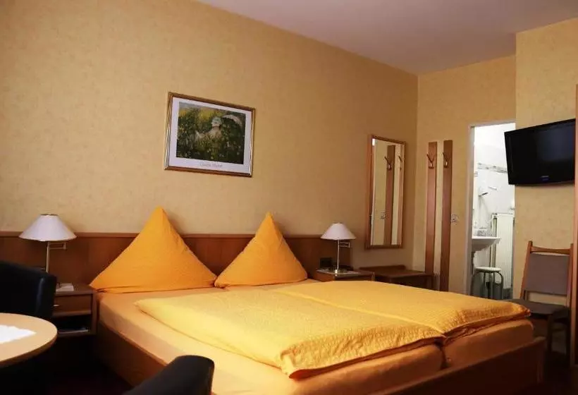 Weinstube Pension Moselblümchen