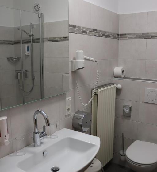 Weinstube Pension Moselblümchen