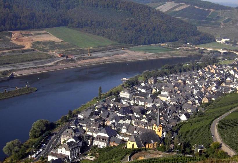 Weinstube Pension Moselblümchen