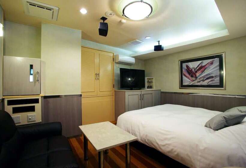 Hotel Aqua Blue Yokosuka