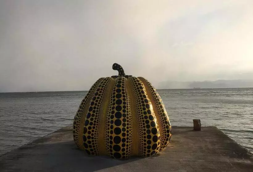 ペンション Naoshima Backpackers Guesthouse