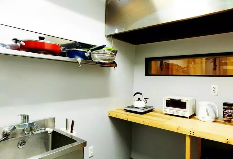 ペンション Naoshima Backpackers Guesthouse