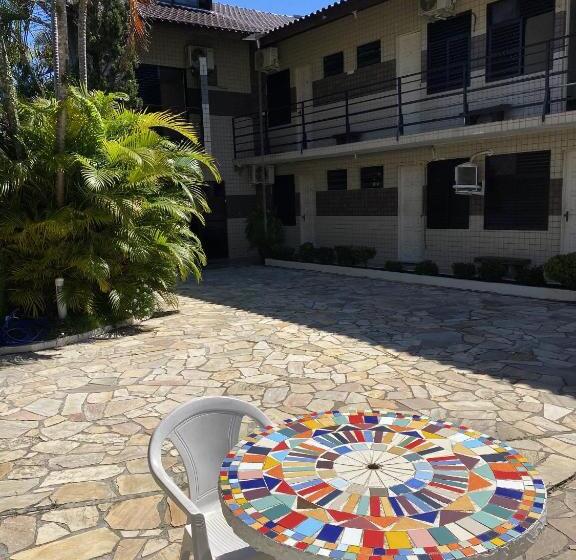 פנסיון Pousada Volare