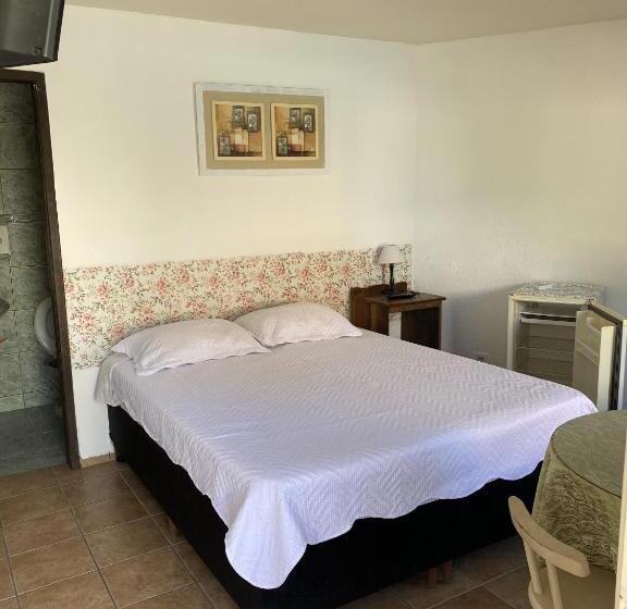 פנסיון Pousada Volare