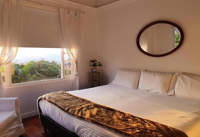 Общежитие Casa Madero