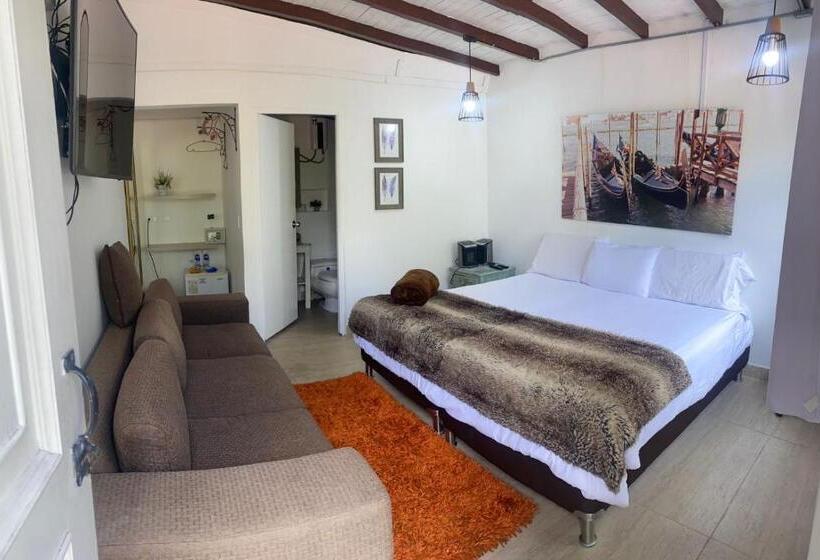 Общежитие Casa Madero