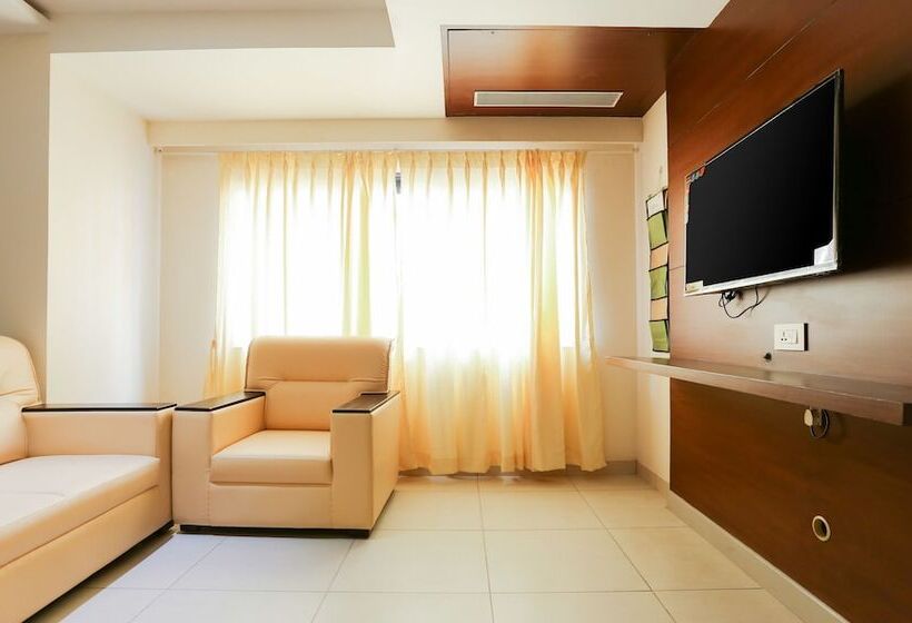 Hotel Treebo Trend Vijaya Grand