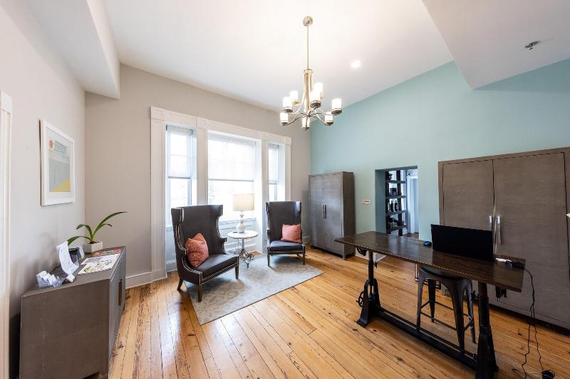 هاستل The Blackburn Inn And Conference Center