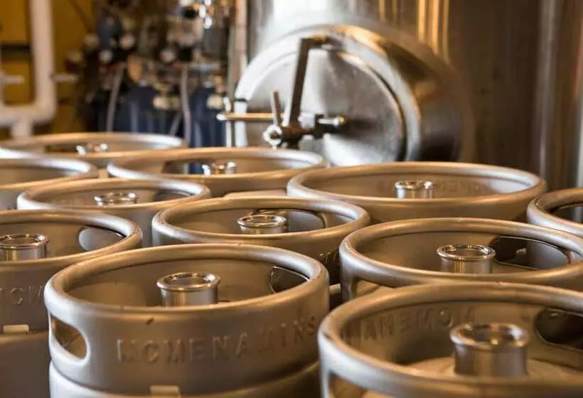 Hotelli Mcmenamins Kalama Harbor Lodge