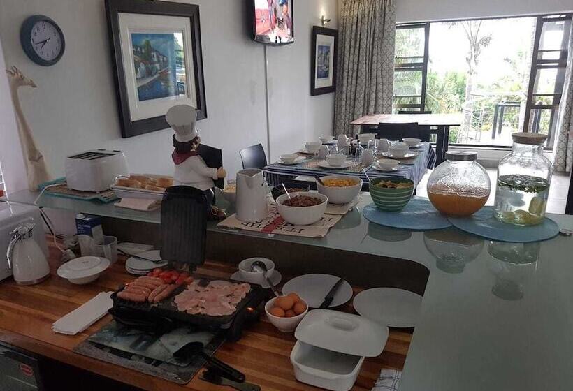 פנסיון 32 On Mendoza