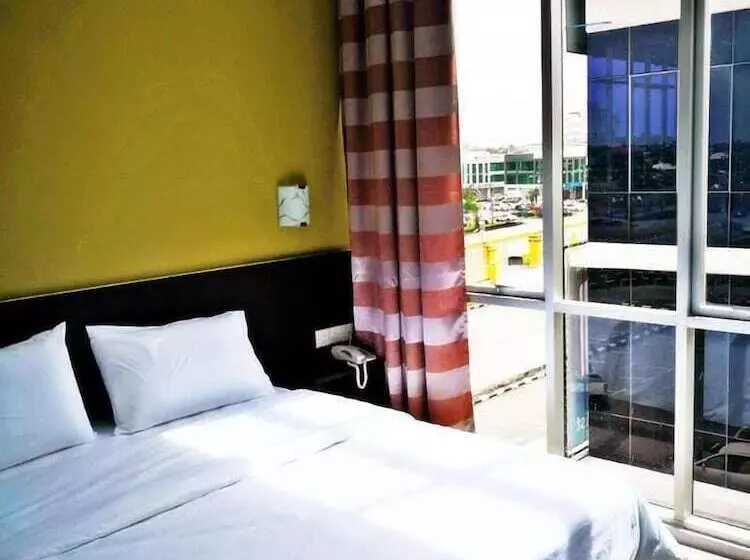 Majatalo Comfort Inn