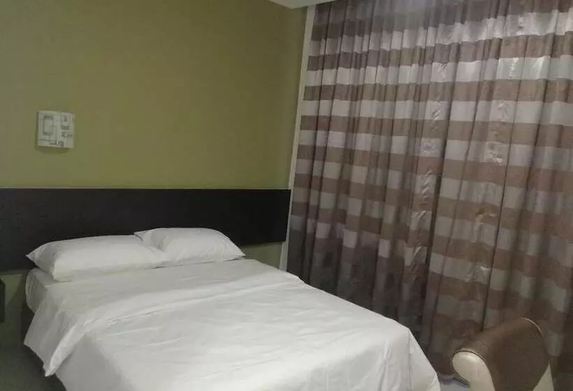 Majatalo Comfort Inn