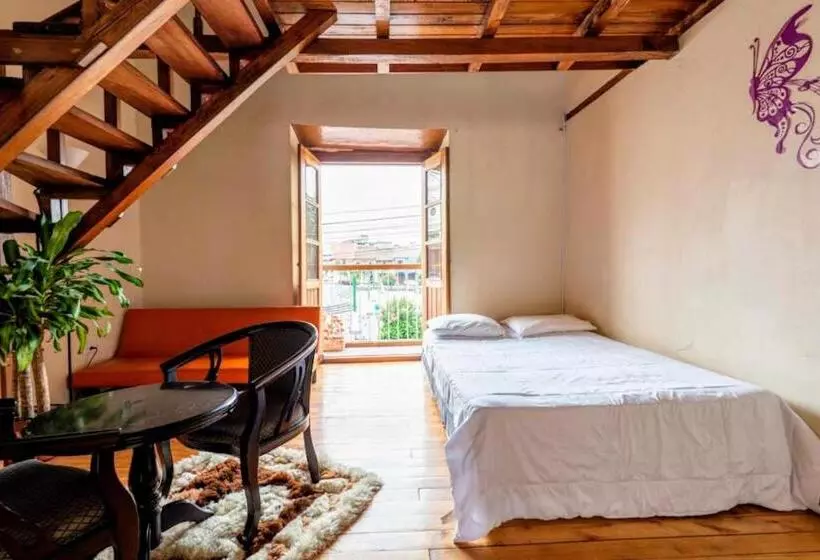 ペンション Hostal La Suite