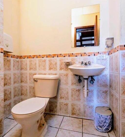 بنسيون Hostal La Suite