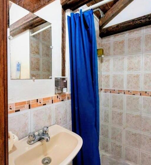 بنسيون Hostal La Suite