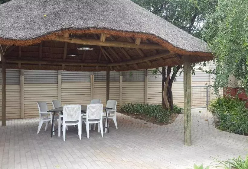 ペンション Pretoria Inn