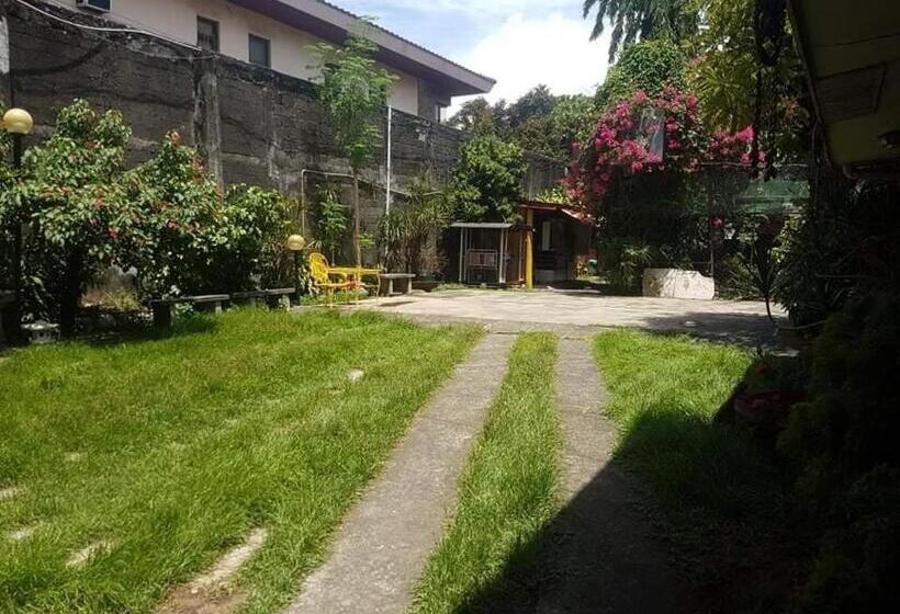 פנסיון The Terrace Room