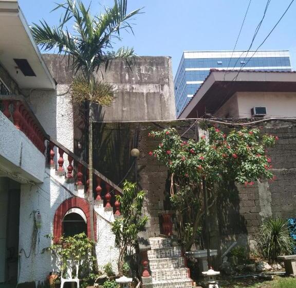 פנסיון The Terrace Room