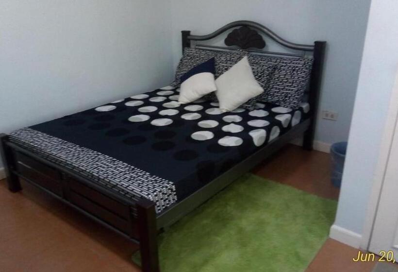 פנסיון The Terrace Room