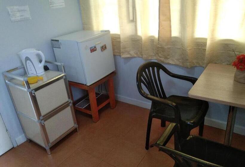 פנסיון The Terrace Room