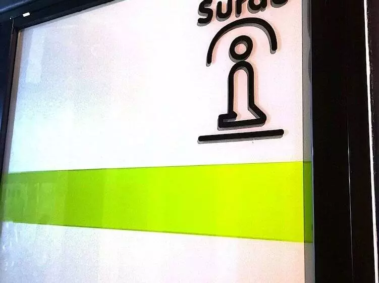 Kapselihotelli Sleepbox Hotel   Hostel