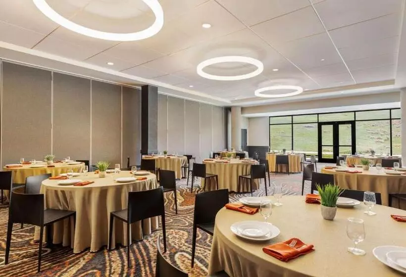 هتل Origin Red Rocks, A Wyndham