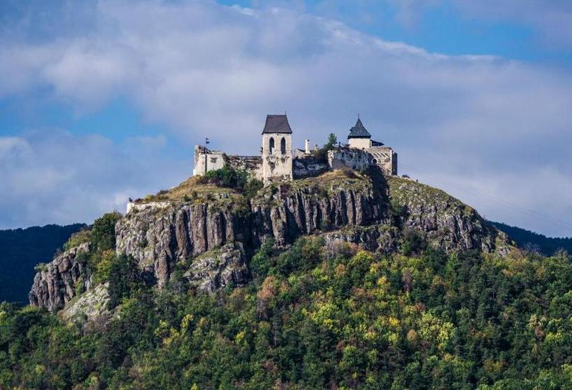 بنسيون Dombtető Vendégház