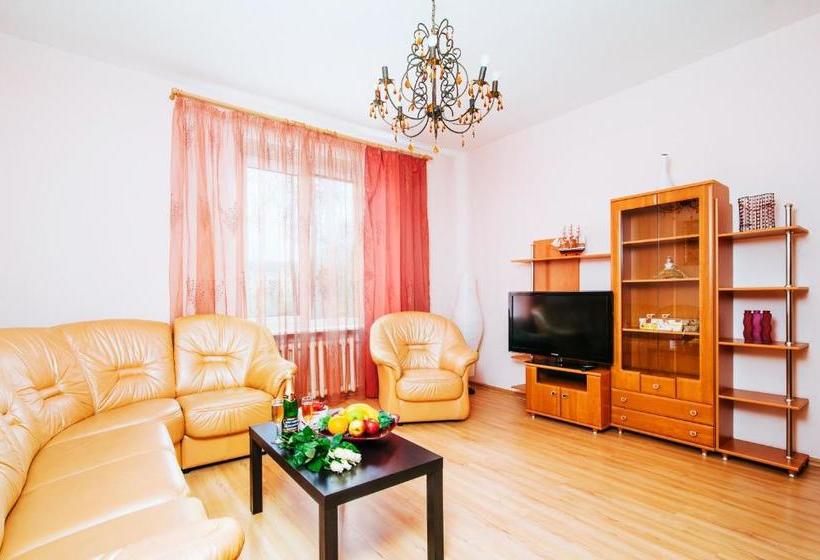 پانسیون Guest House On Victory Square