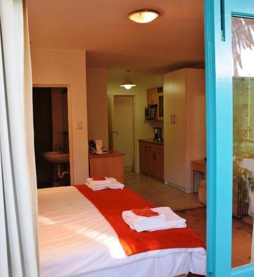 پانسیون Norfolk Guest House