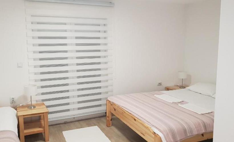 פנסיון Restoran ,, Pogled