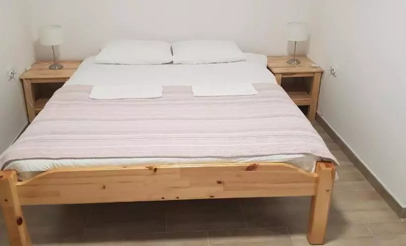 پانسیون Restoran ,, Pogled