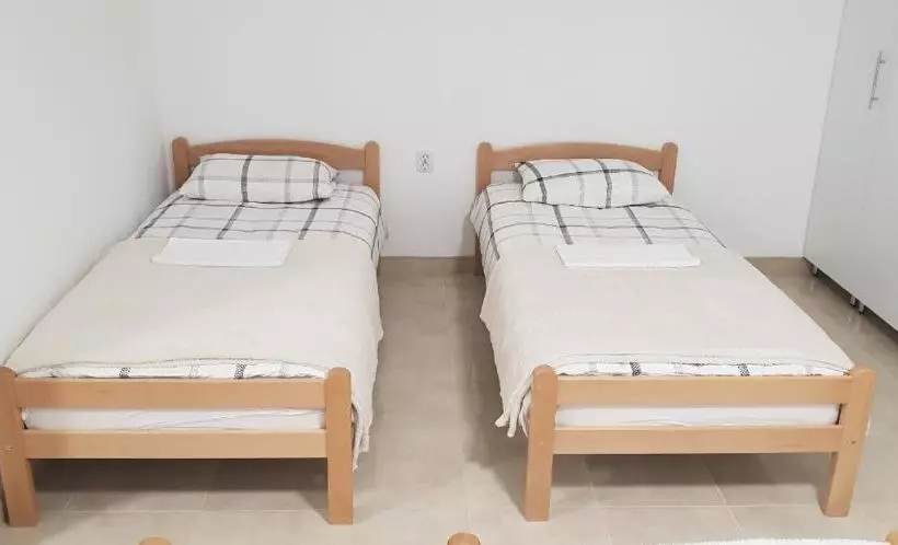 پانسیون Restoran ,, Pogled