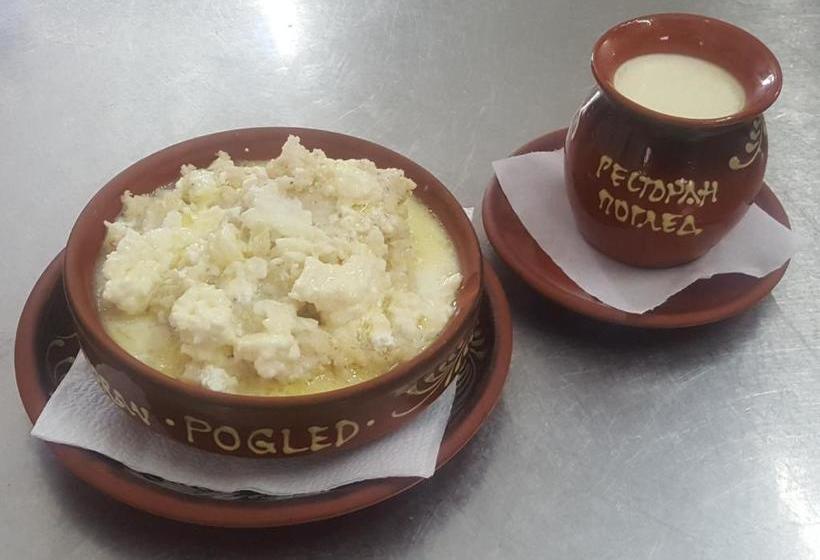 פנסיון Restoran ,, Pogled