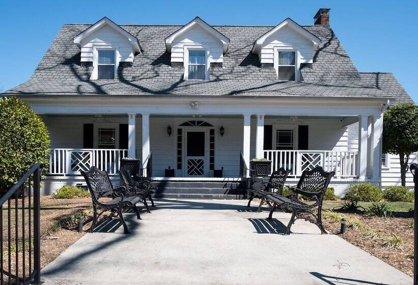 הוסטל Swamp Rabbit Inn Travelers Rest