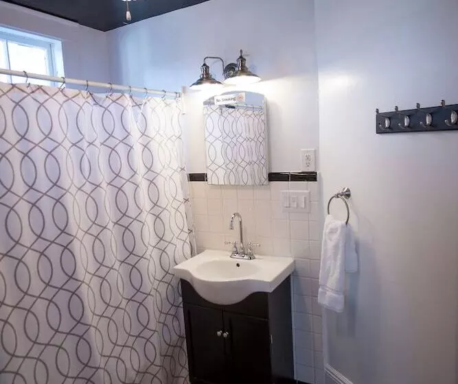 Retkeilymaja Swamp Rabbit Inn Travelers Rest