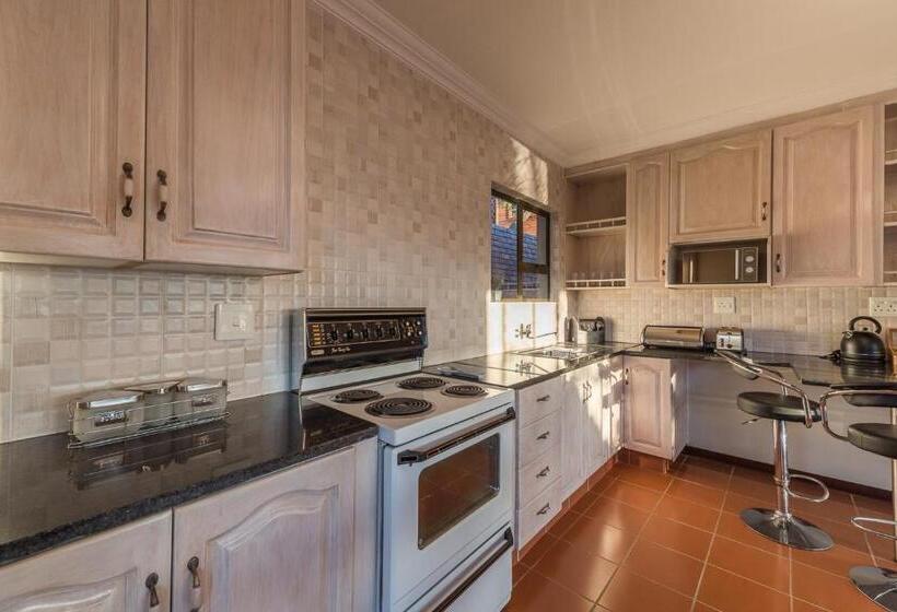 Пансион Map's View Guesthouse