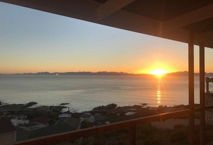 펜션 Oceans Drift Guest House Adults Only