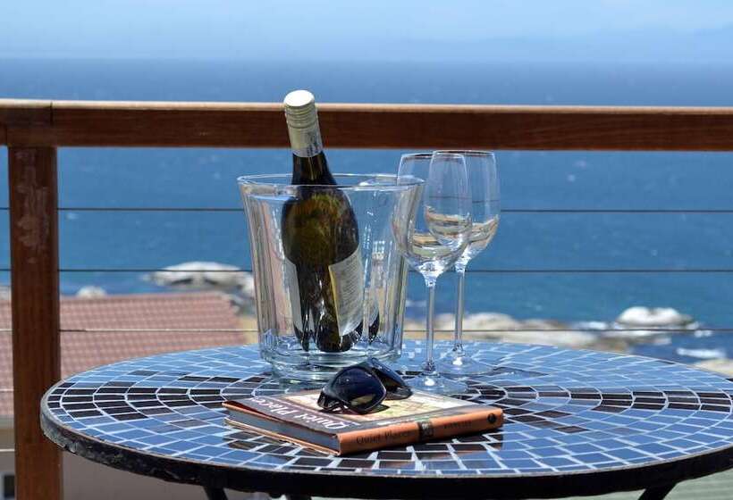 펜션 Oceans Drift Guest House Adults Only