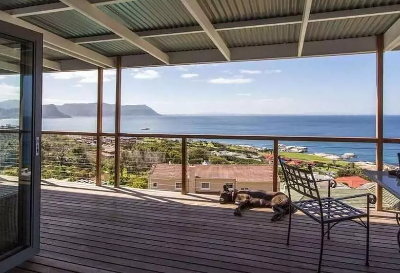 پانسیون Oceans Drift Guest House   Adults Only