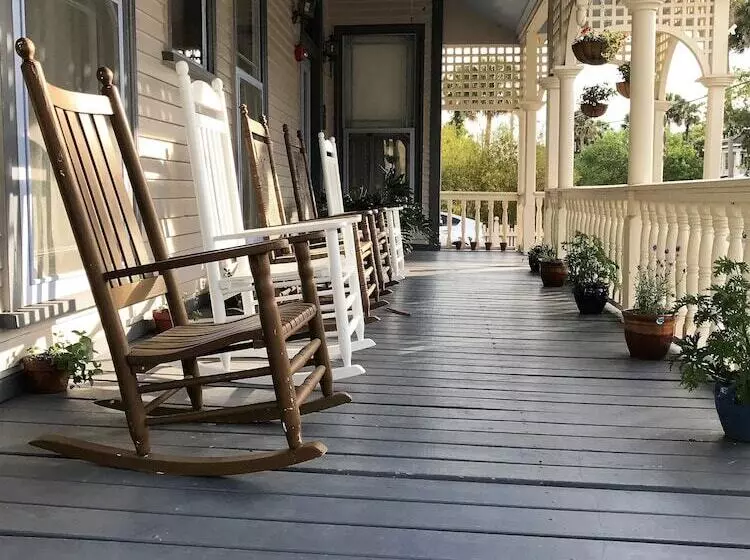 Grand Gables Inn Bed & Breakfast