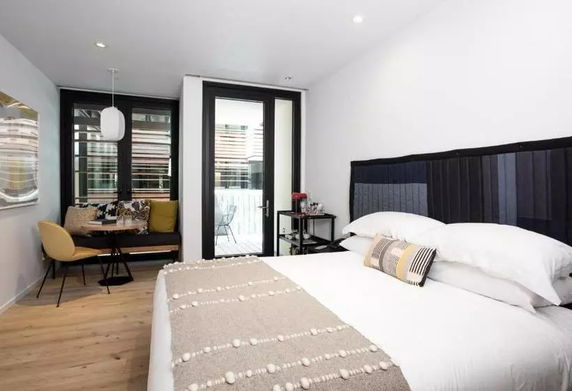 Hotelli Harmon Guest House